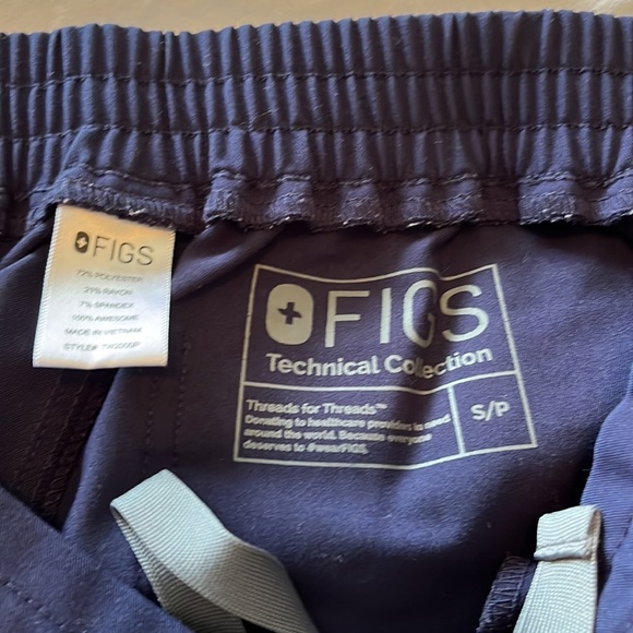 Figs technical collection straight leg scrub pants in navy blue - Picture 3 of 3